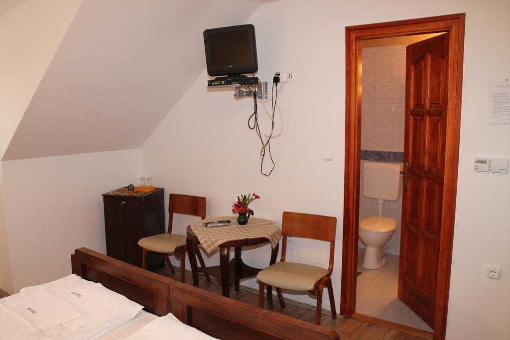 Orszem Fogado Hotel Szalafo ห้อง รูปภาพ