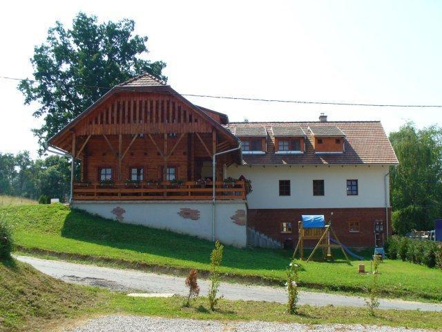 Orszem Fogado Hotel Szalafo ภายนอก รูปภาพ